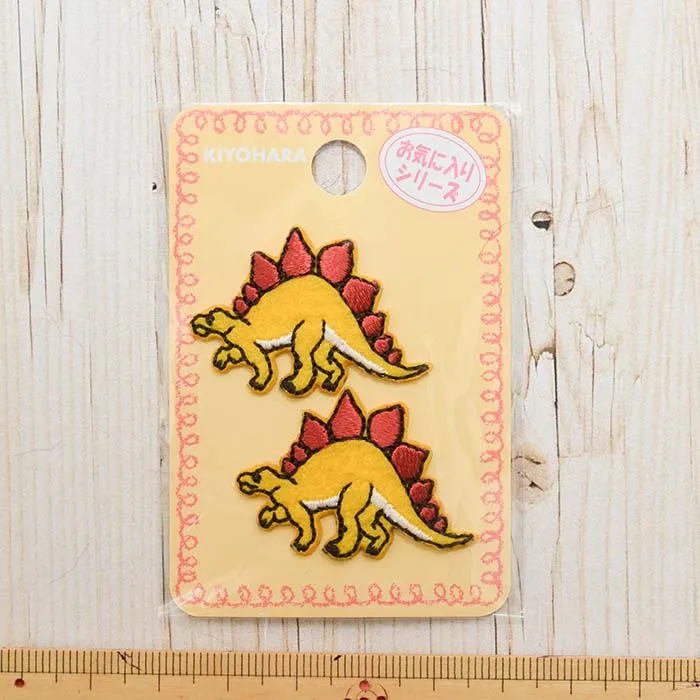 アイロン接着ミニワッペン　ステゴザウルス