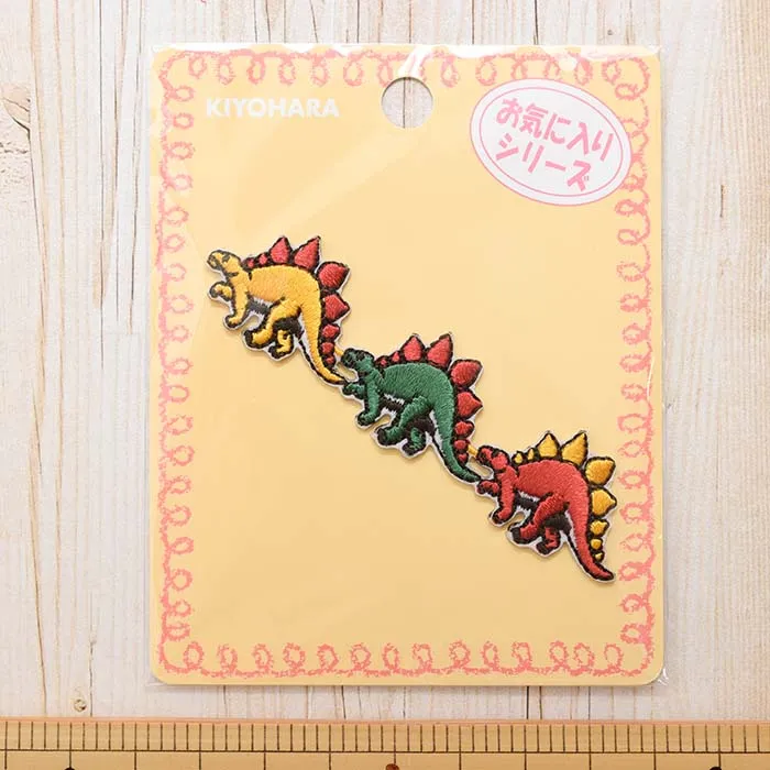 アイロン接着連続ワッペン　ステゴザウルス