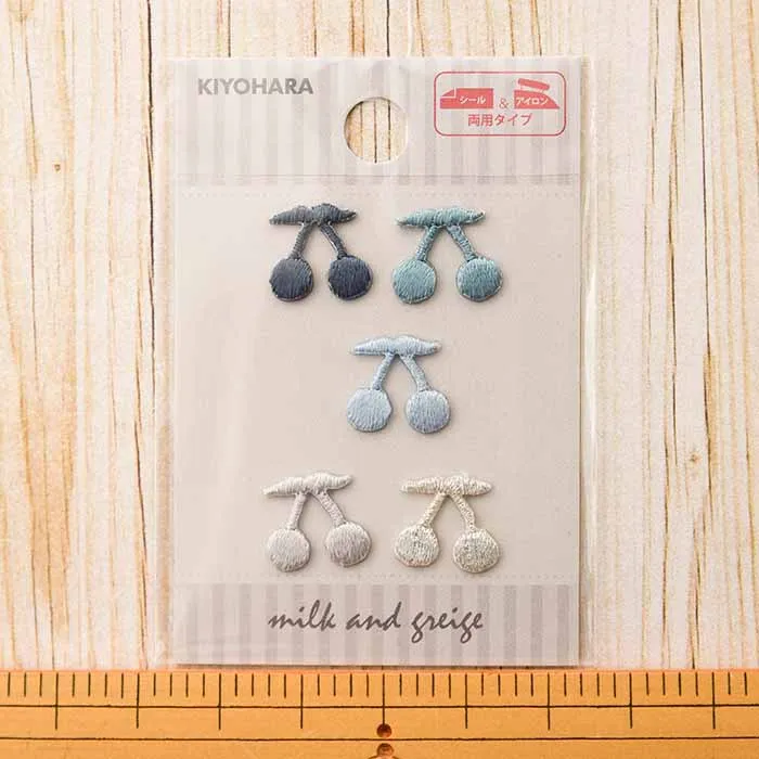 2Way接着ワッペン　ミルクアンドクレージュ　サクランボ