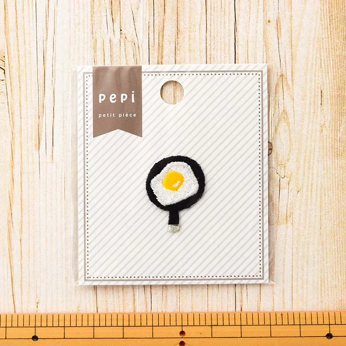 アイロン接着ワッペン　Pepi