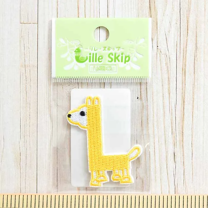 アイロン接着ワッペン　動物アルファベット　Lama(ラマ)