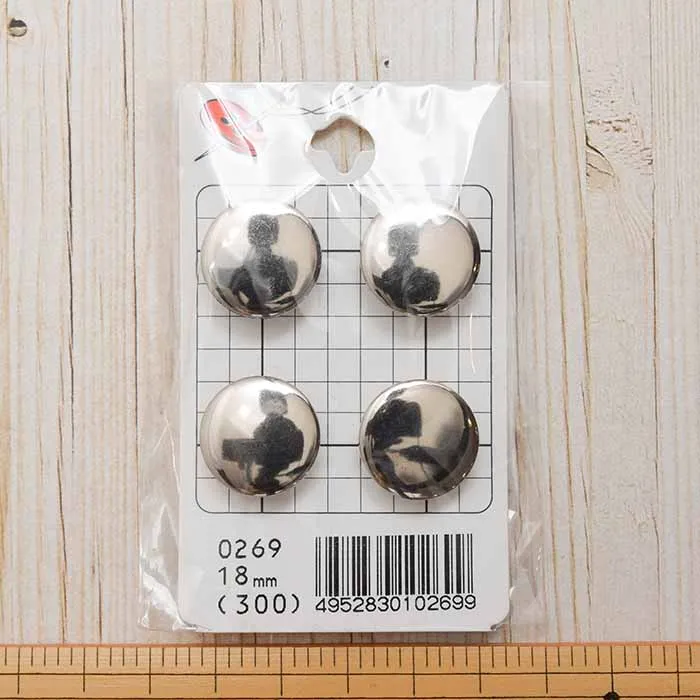 ポリエステルボタン　足つき　18ｍｍ