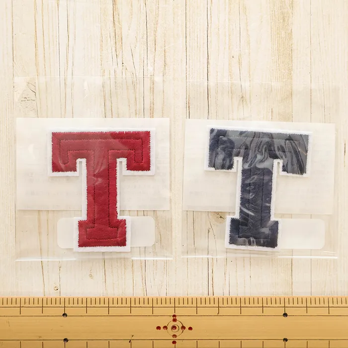 アイロンワッペン　アルファベット　T
