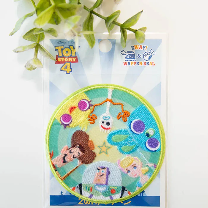 アイロン接着ワッペン　トイストーリー4　インフィニティ