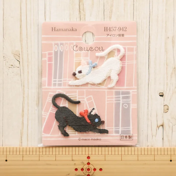 アイロン接着ワッペン　Coucou　ネコのび