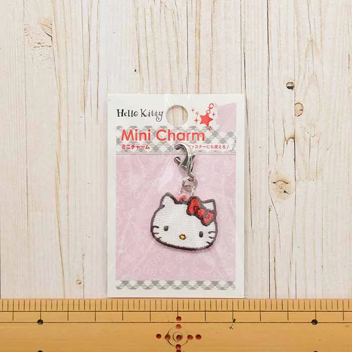 ミニチャーム　ハローキティ