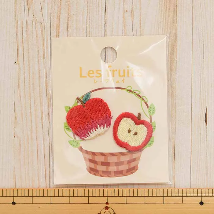 アイロン接着ワッペン　レ・フリュイ　アップル