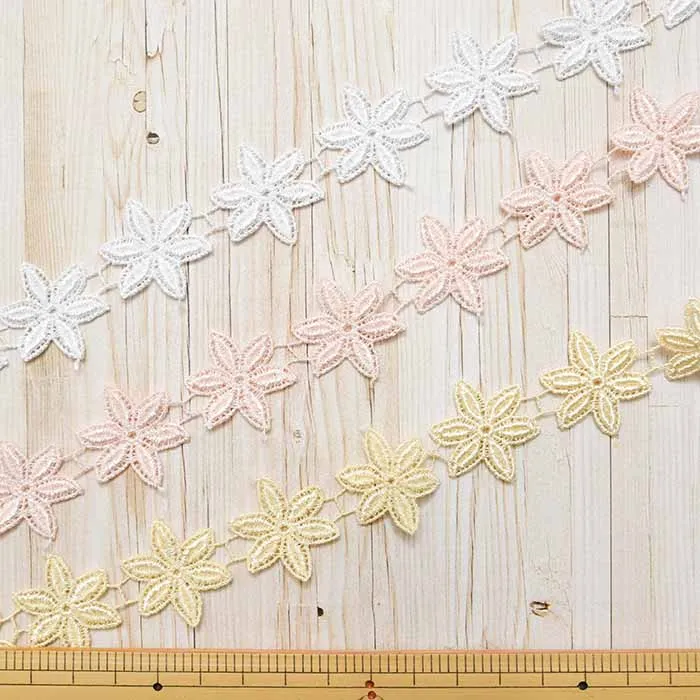 ケミカルモチーフレース　約2.7cm幅