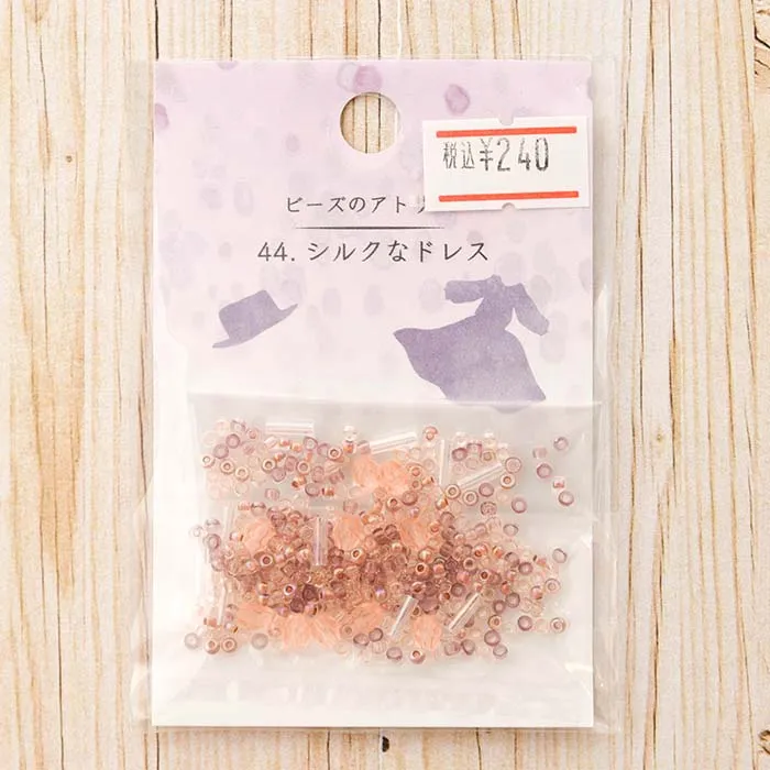 ビーズのアトリエ　シルクなドレス