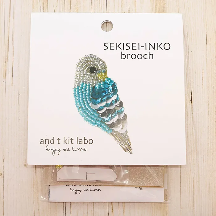 ビーズ刺繍キット　TORI brooch　SEKISEI-INKO