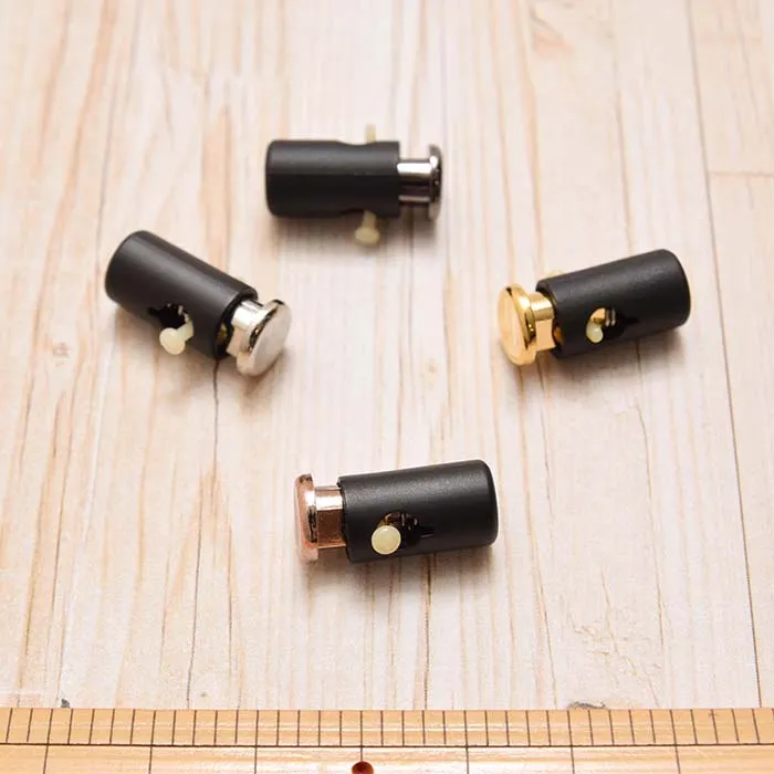 コードストッパー　1つ穴