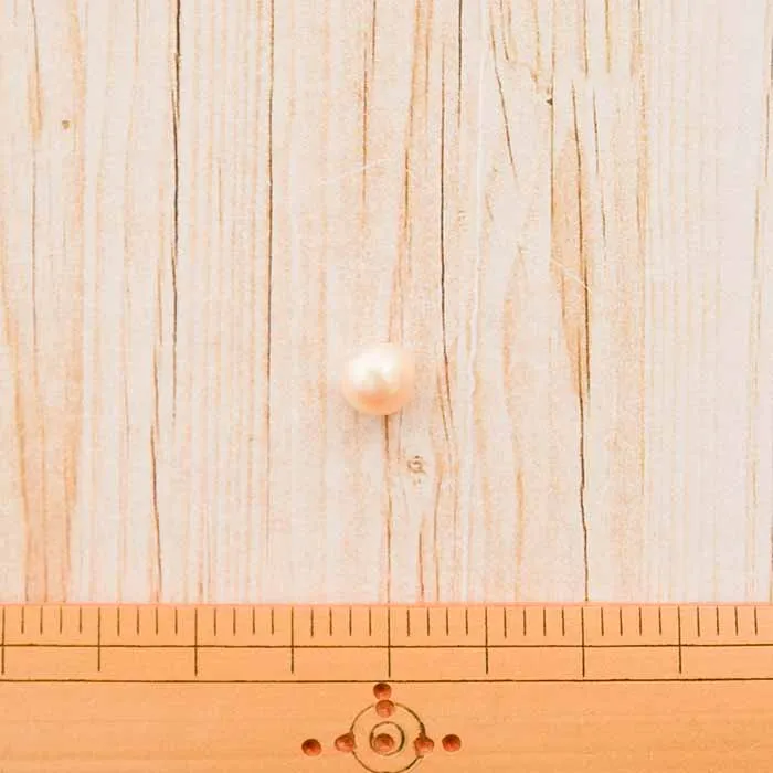 パールボタン(オフ)　8mm
