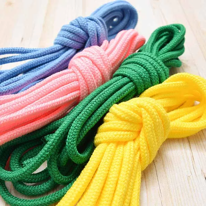 アクリルひも　(中)　約3.5m