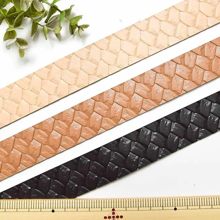 エンボスレザーテープ　ニット