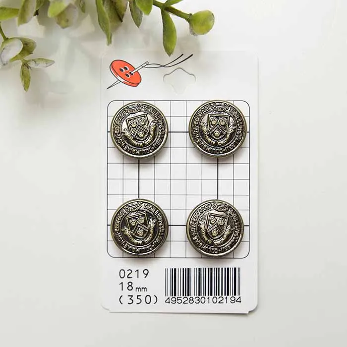 プラスチックボタン　18mm