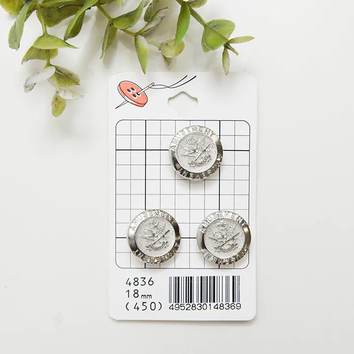 プラスチックボタン　18mm