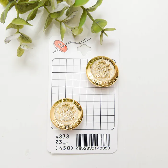 プラスチックボタン　23mm