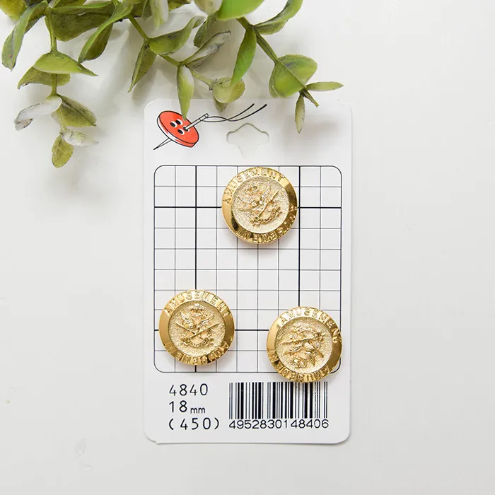 プラスチックボタン　18mm