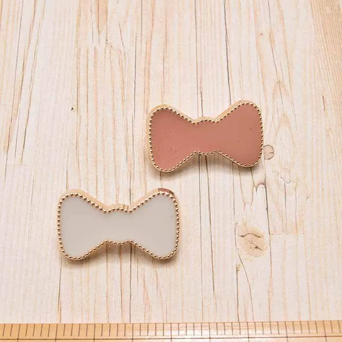 メタルボタン　リボン　34mm