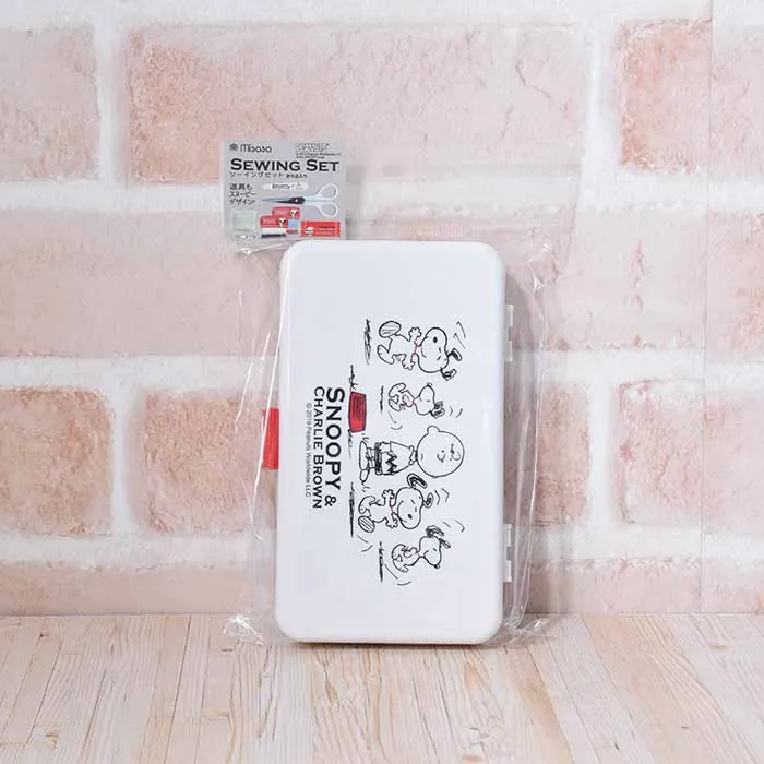ソーイングセット　PEANUTS