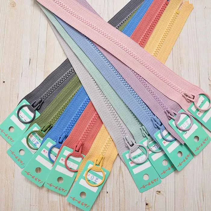 ビスロンファスナー　リングタイプ　20cm