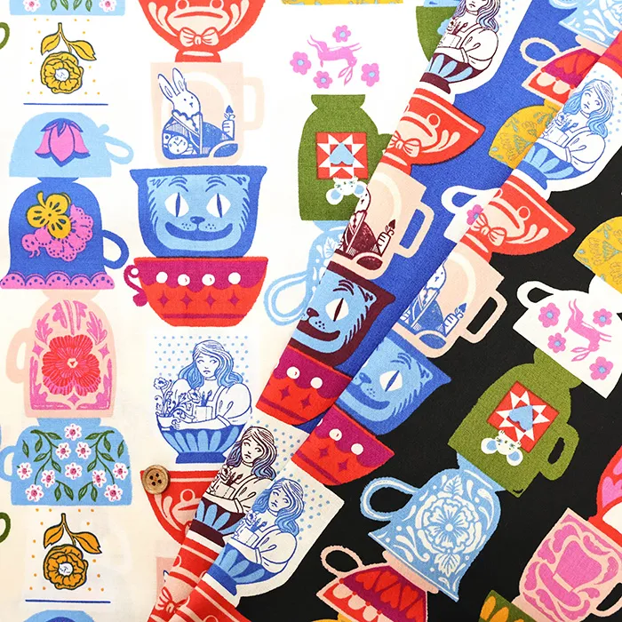 USAコットンプリント生地　moda　Ruby Star Society　HELLO ALICE　アリスのティーカップ