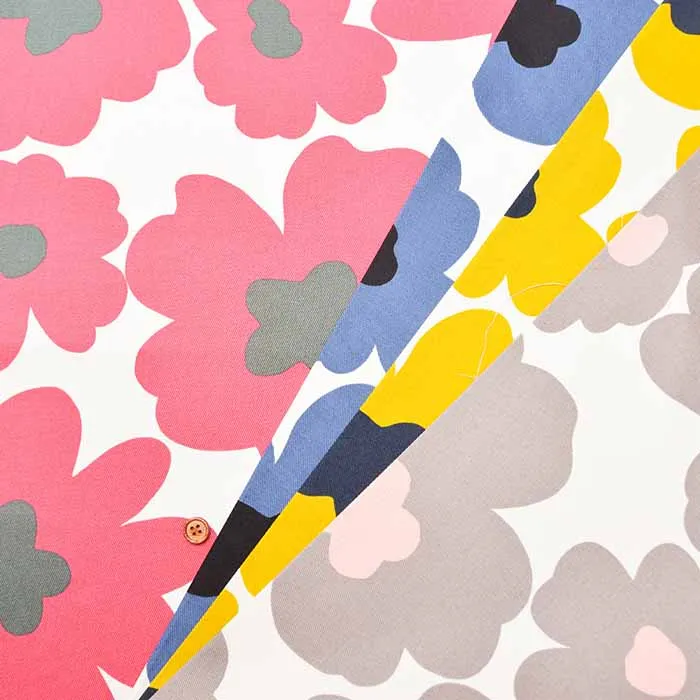 コットンツイルプリント生地　北欧風フラワー