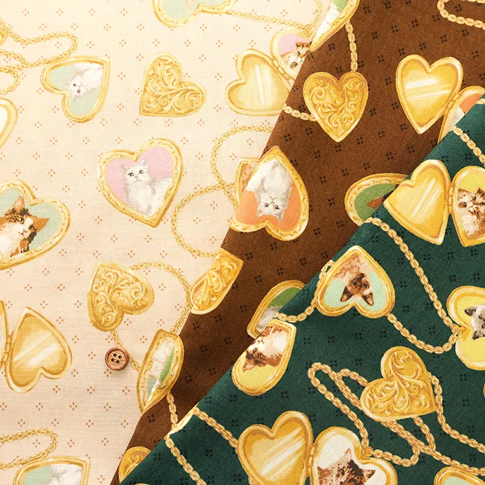 コットンスケアプリント生地　ネコのあそびば　ロケットペンダント