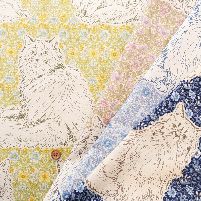 コットンスケアプリント生地　ネコのあそびば　ネコとハナ