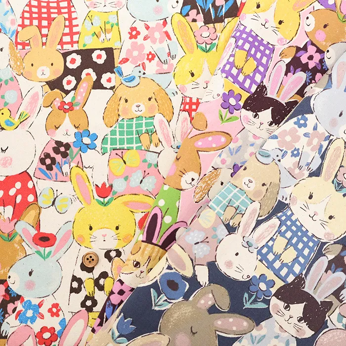 コットンオックスプリント生地　Powerful animal　ウサギ