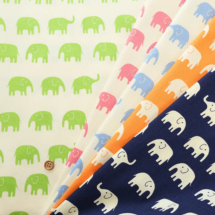 コットンオックスプリント生地　ゾウ