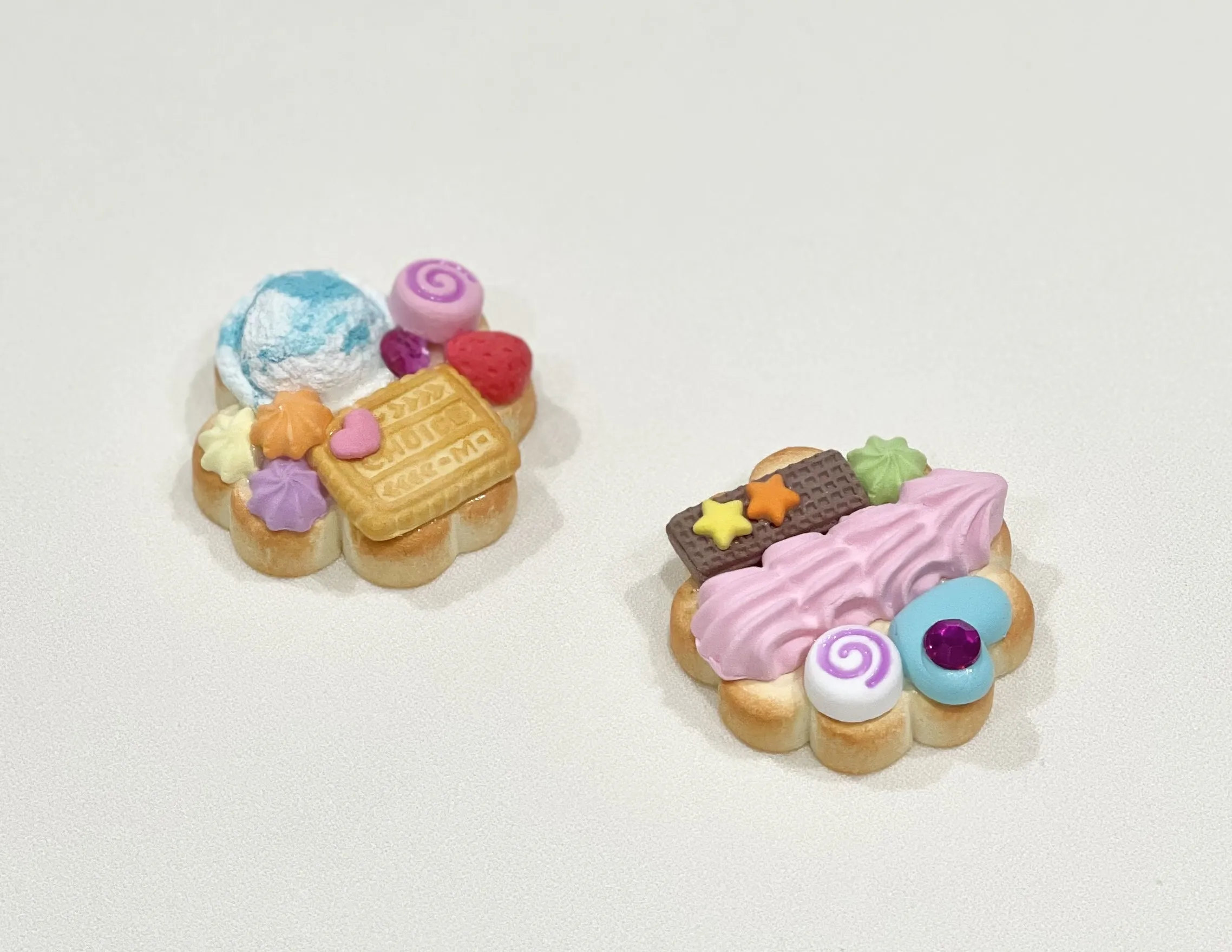 スイーツデコでクッキーチャームをつくろう（低学年用）
